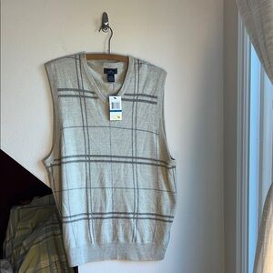 Dockers V-Neck Plaid Sweater Vest‎ in Light Oat XL NWT
